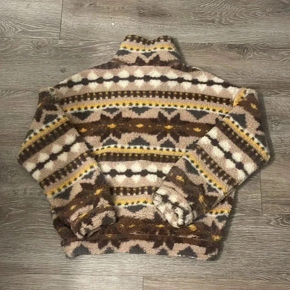 Aerie offline Fair Isle Sherpa Pull over Size Small - Picture 7 of 7